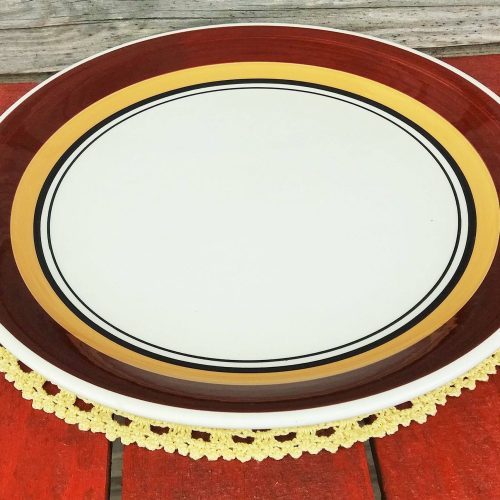 Taldrik, suur, pruuni äärega