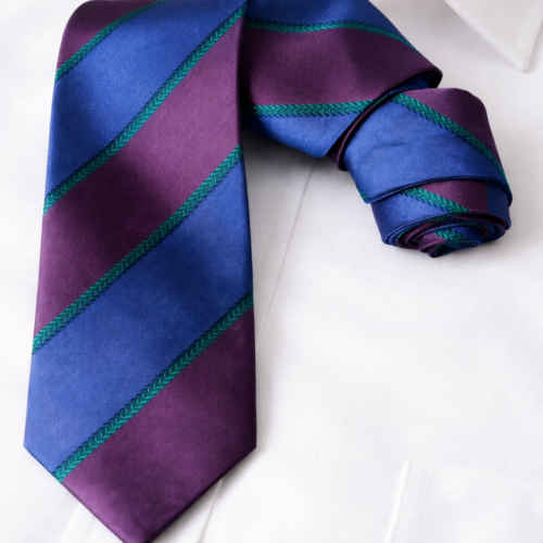 Vintage triibuline lips – sinine ja lilla roheliste detailidega, klassikaline meeste aksessuaar